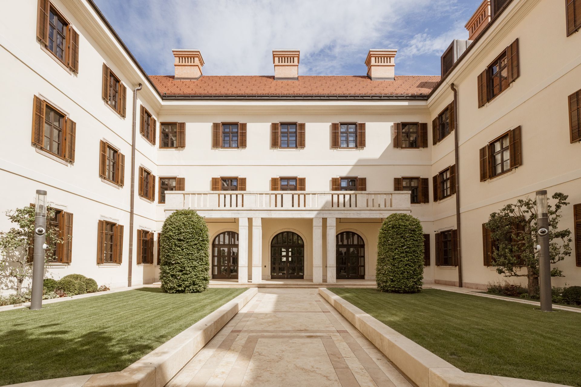 5. gallery image