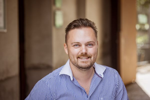 Kép Balázs Jónás sétavezetőről'